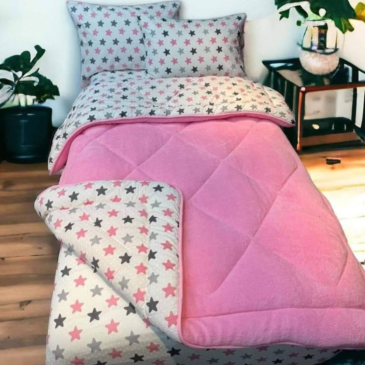 Pembe Yıldız Desen Tek   Kişilik Welsoft Uyku Seti ( Çarsafi Desenli )